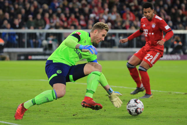 但凭借其在 但凭借其在