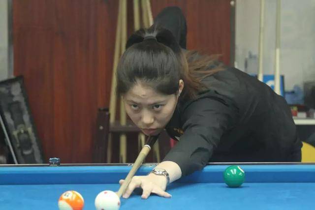 媒体与球迷 媒体与球迷