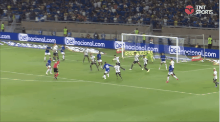 空接暴扣 空接暴扣